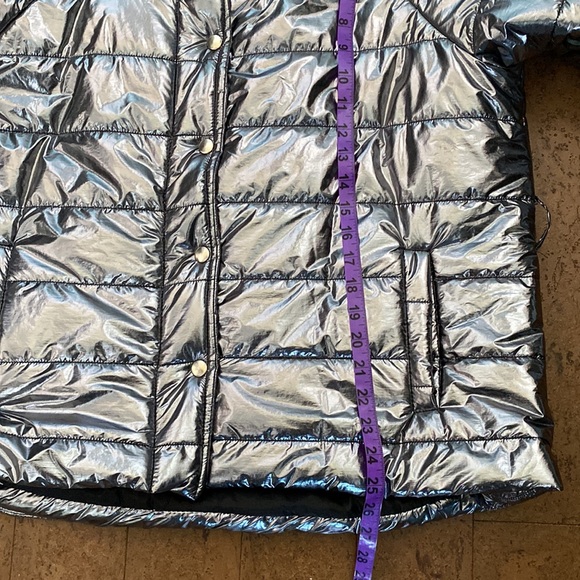 Italian puffer jacket - Picture 12 of 17